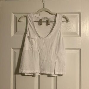 Z SUPPLY white pocket tank in size medium